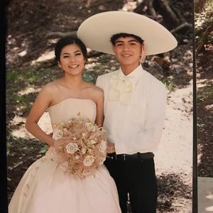 Meet your Posher, Noemi